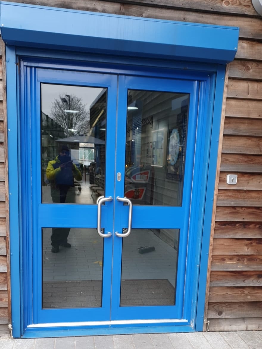 Double Commercial Aluminium Doors with bar handles